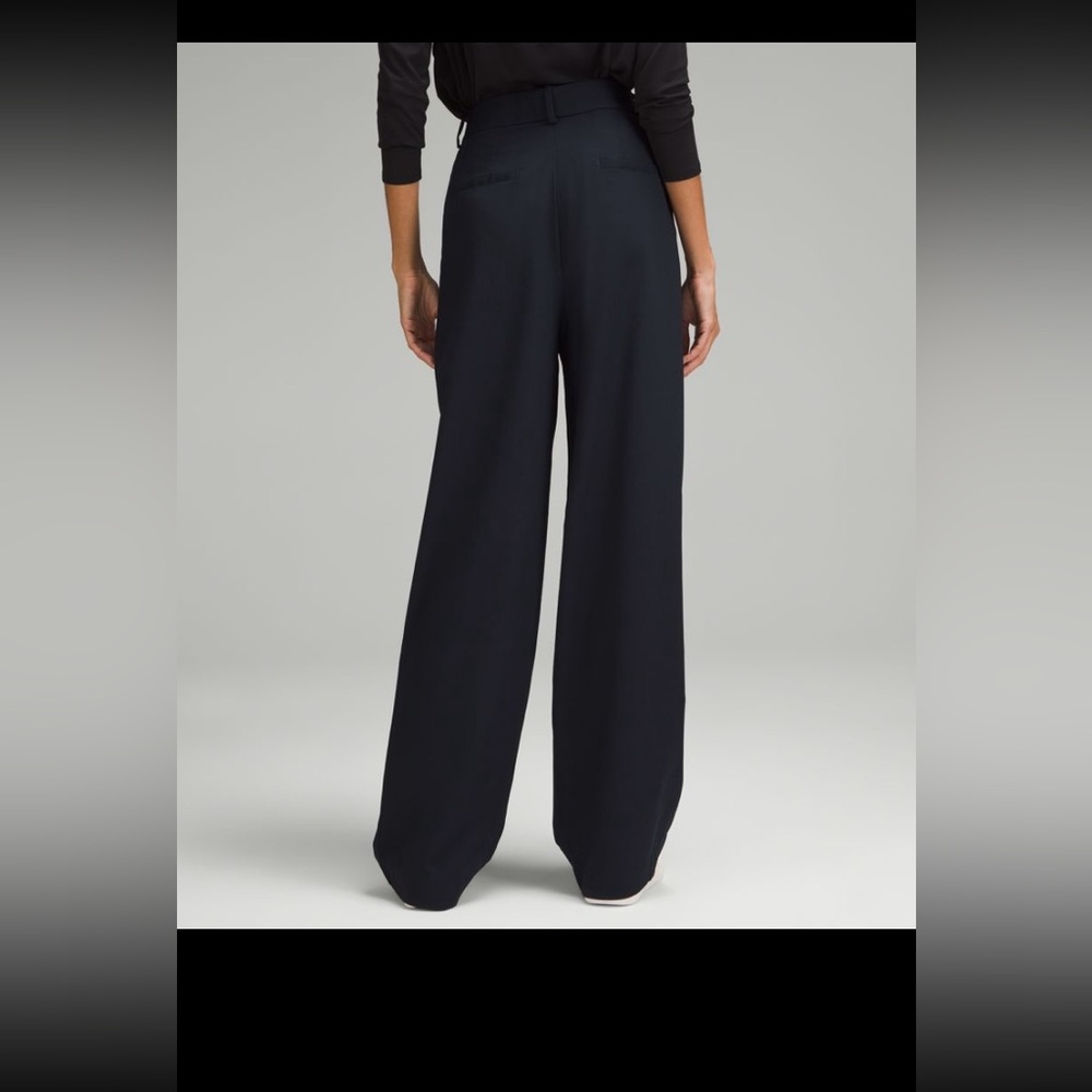 lululemon athletica Pleat-Front High- Rise Trouser size 6 - Picture 3 of 10